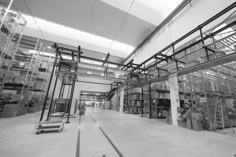 Come progettare un magazzino moderno: le tecnologie 