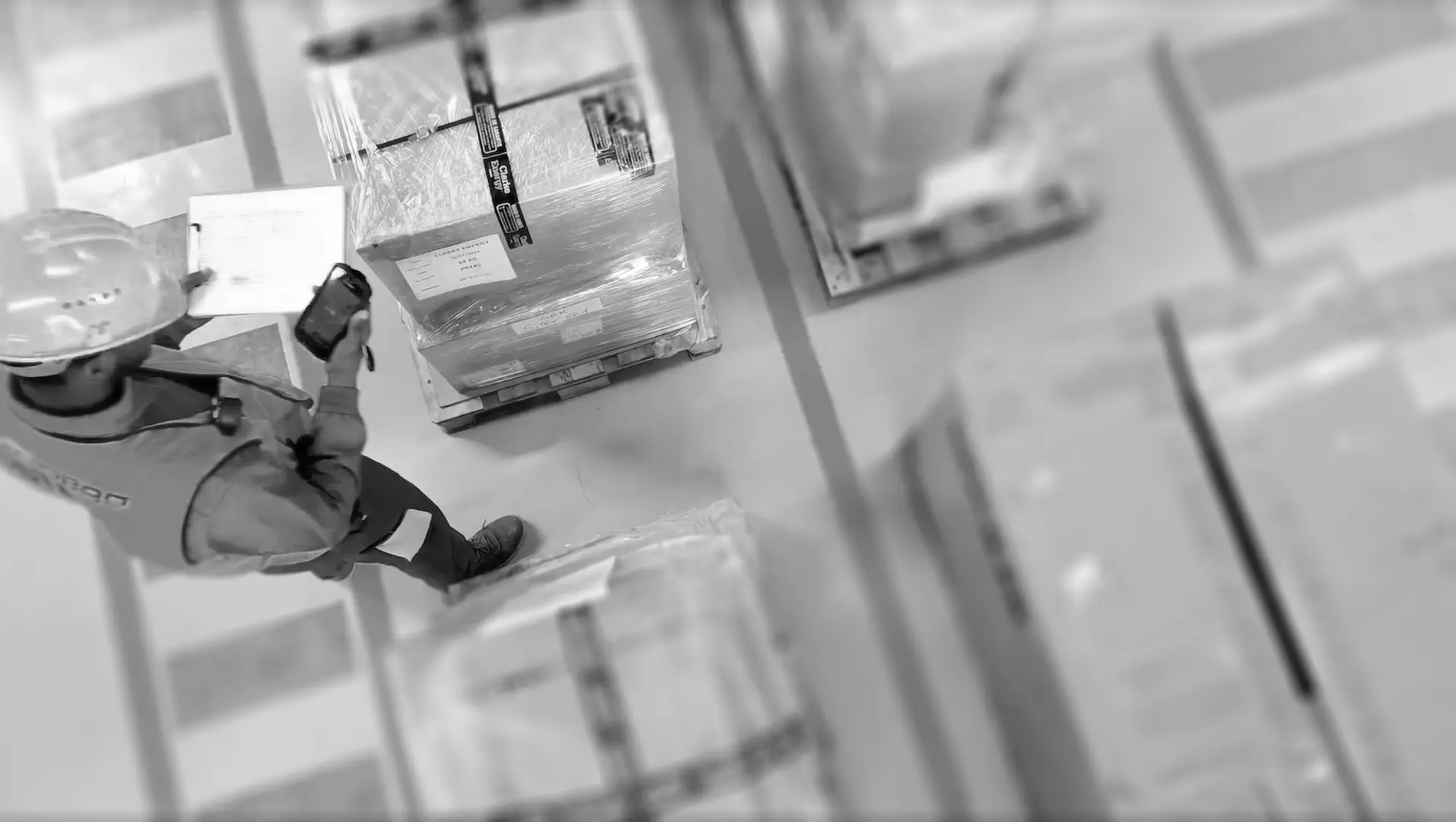 a warehouse operator manages the stock
