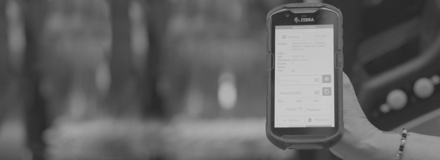 Zebra mobile terminal interface with Stesi’s silwa WMS software: a warehouse management app featuring integrated item/UDC selection, batch tracking, …